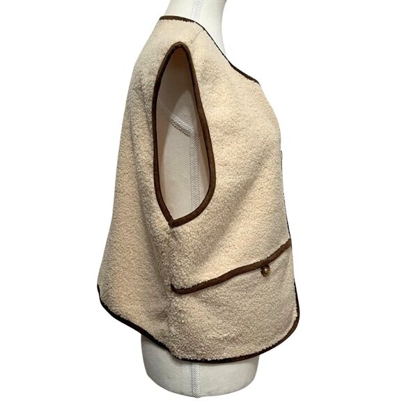 NWT HOUSE OF HARLOW 1960 CREAM BROWN SHERPA CROPPED OVERSIZED VEST - L - Picture 2 of 9